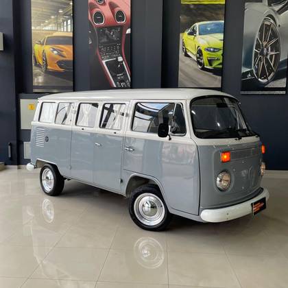 VOLKSWAGEN KOMBI 1.6 STD 8V GASOLINA 3P MANUAL
